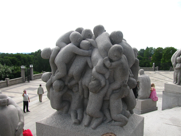 Vigeland park statues oslo