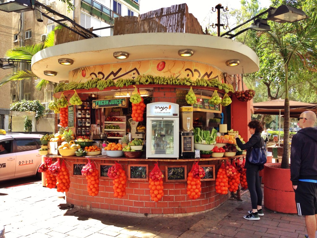 tel aviv fruit stand