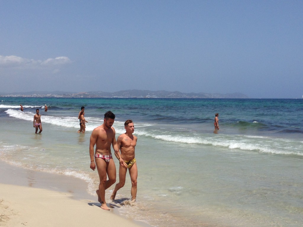 es cavallet nude beach