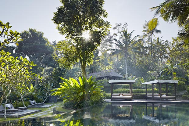 kayumanis-ubud-main-swimming-pool